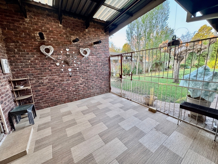 5 Bedroom Property for Sale in Baillie Park North West